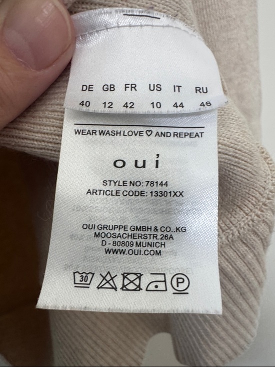 OUI Women's V-Neck Lightweight Cream Sweater - Picture 3 of 8